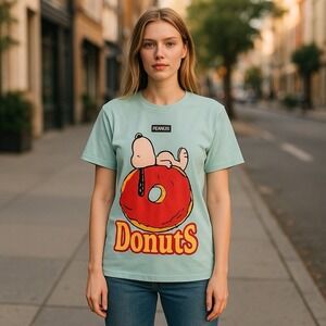 Peanuts T Shirt Women's Size Large‎ Donut Snoopy
